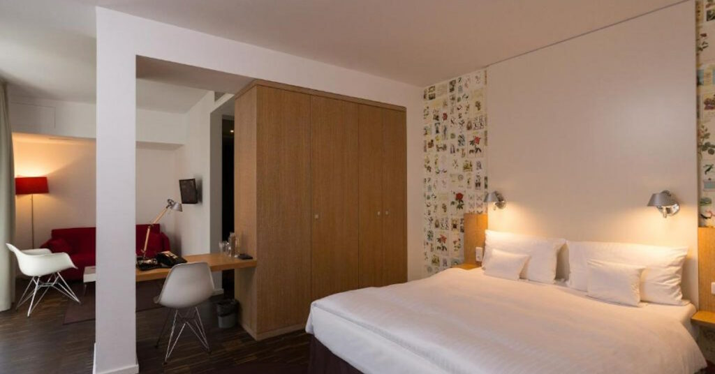 Grimm's Berlin Mitte Bedroom