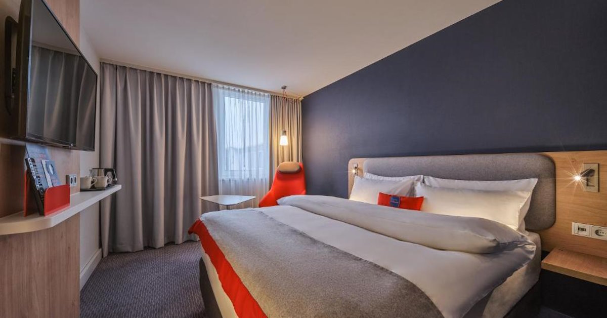 Holiday Inn Express Berlin City Centre, an IHG Hotel Bedroom