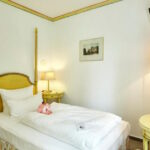 Hotel Villa Kastania Bedroom